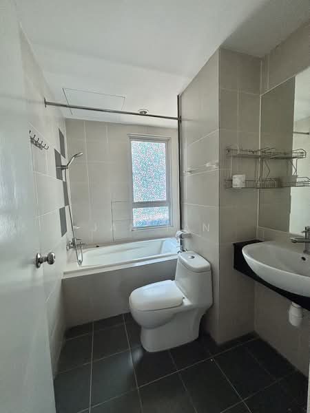 Condominium for Sale at The Peak Residences - Jan Tan - Bathroom - PropertyGuru.com.my