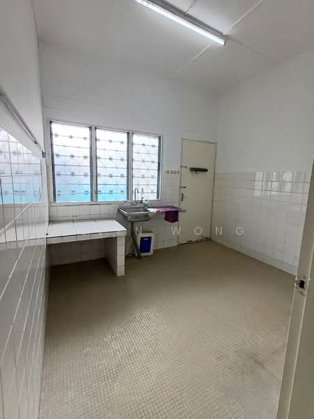 1-storey Terraced House for Rent in Seksyen 17 (Petaling Jaya) - Allen Wong - Kitchen - PropertyGuru.com.my