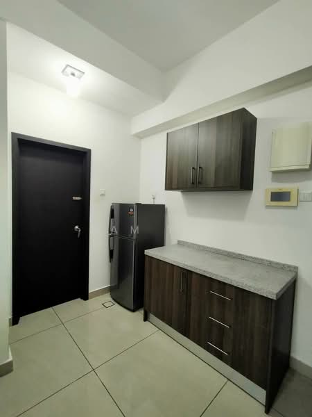 Service Residence for Rent at D'Inspire Residence (Inspira Bestari) - Sam Yap - Kitchen - PropertyGuru.com.my