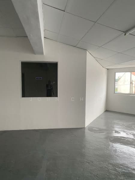 Jalan Timur @ Kawasan Perindustrian Kulai 1.5 Storey Factory (Corner Lot) For Sale untuk Untuk Dijual - RM 994,999, Mac 2026 - Interior - PropertyGuru.com.my