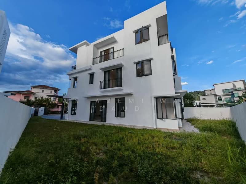 Bandar Baru Sungai Long untuk Untuk Dijual - RM 1,980,000, Mac 2026 - Exterior - PropertyGuru.com.my