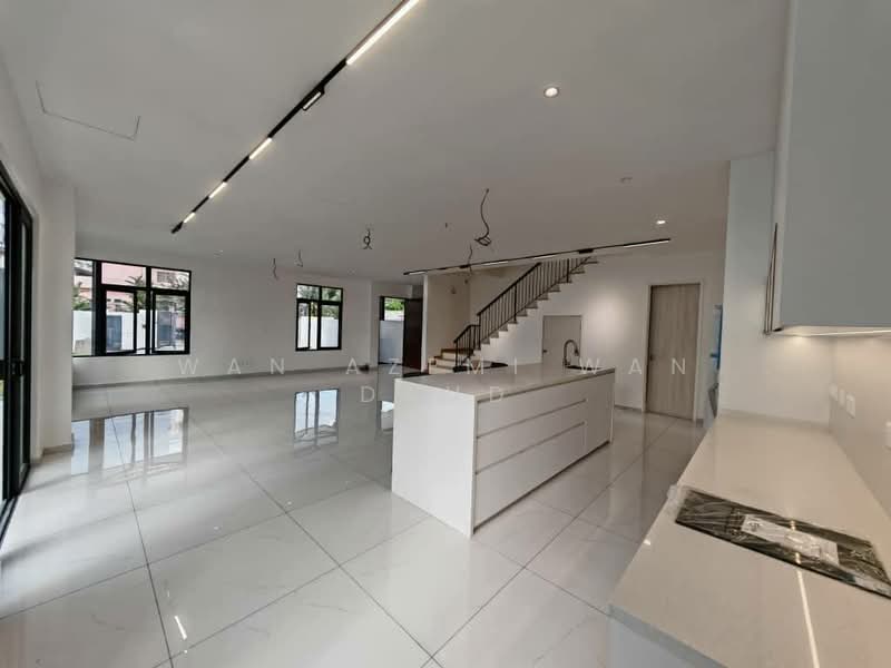 Bandar Baru Sungai Long untuk Untuk Dijual - RM 1,980,000, Mac 2026 - Living Room - PropertyGuru.com.my