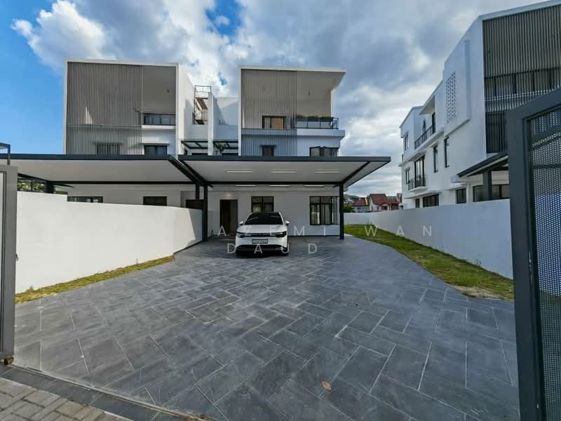 Bandar Baru Sungai Long untuk Untuk Dijual - RM 1,980,000, Mac 2026 - Exterior - PropertyGuru.com.my