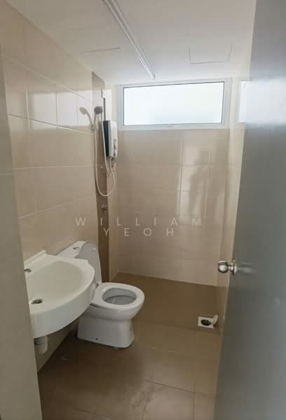 Service Residence for Sale at MH Platinum Residence - William Yeoh - Bathroom - PropertyGuru.com.my