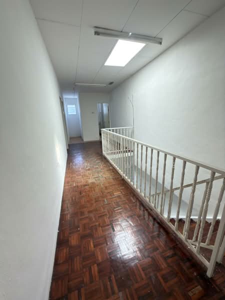 Semi Detached house Taman Brown Gelugor untuk Untuk Disewa - RM 3,000 /bulan, Mac 2026 - Interior - PropertyGuru.com.my