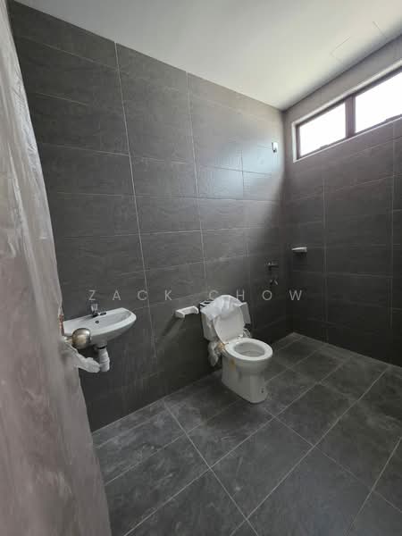 Taman Bestari Indah untuk Untuk Dijual - RM 760,000, Mac 2026 - Bathroom - PropertyGuru.com.my
