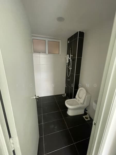 Twin Danga Residence untuk Untuk Dijual - RM 428,000, Apr 2026 - Bathroom - PropertyGuru.com.my