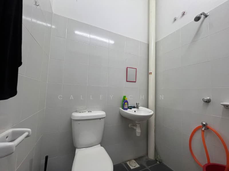 2-storey Terraced House for Sale in Taman Pulai Mutiara (Iskandar Puteri (Nusajaya)) - Calley Chin - Bathroom - PropertyGuru.com.my