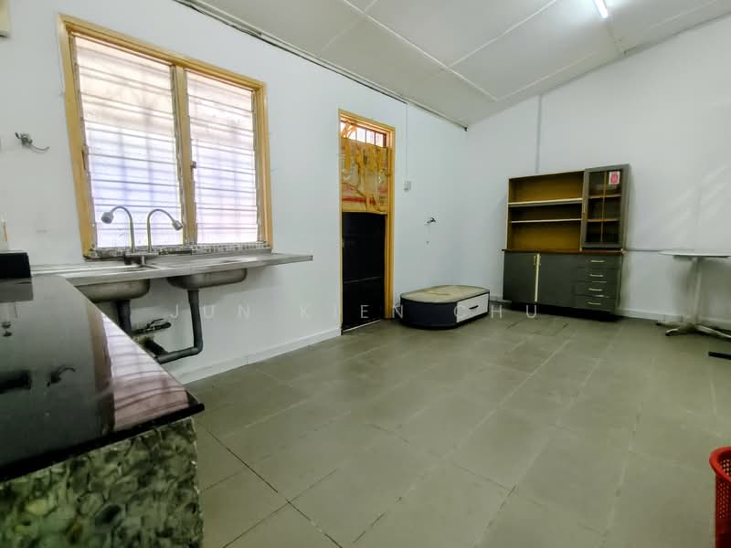 Taman Pandan Perdana untuk Untuk Dijual - RM 630,000, Mac 2026 - Kitchen - PropertyGuru.com.my