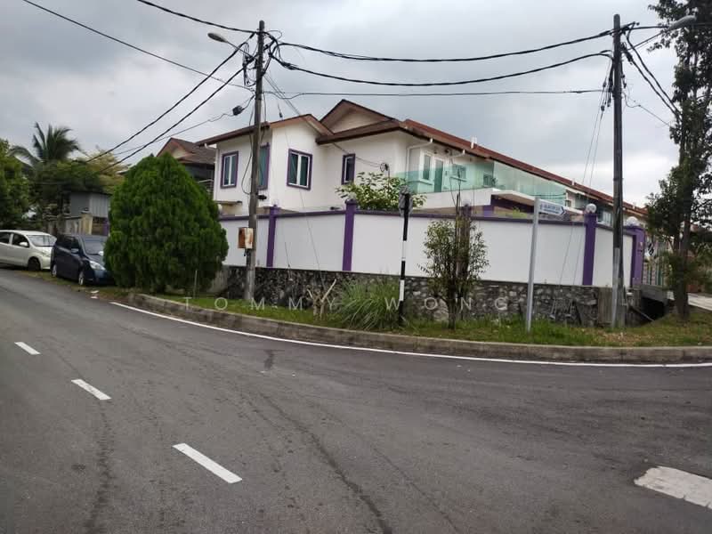 2-storey Terraced House for Sale in Lestari Putra (Seri Kembangan) - Tommy Wong - Exterior - PropertyGuru.com.my