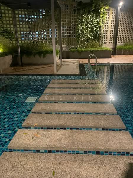 D7 (D'Seven Lagoon Perdana) untuk Untuk Disewa - RM 1,900 /bulan, Mac 2026 - Pool - PropertyGuru.com.my