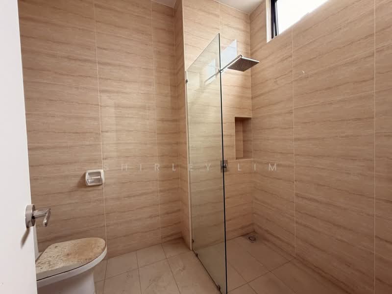 Cluster House for Sale in Setia Tropika (Johor Bahru) - Shirley Lim - Bathroom - PropertyGuru.com.my