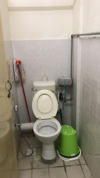 Sri Wangsa 1 untuk Untuk Disewa - RM 1,000 /bulan, Mac 2026 - Bathroom - PropertyGuru.com.my