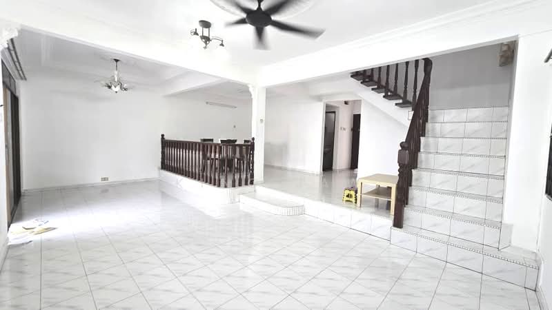 Taman Pelangi Johor Bahru untuk Untuk Dijual - RM 1,350,000, Mac 2026 - Living Room - PropertyGuru.com.my