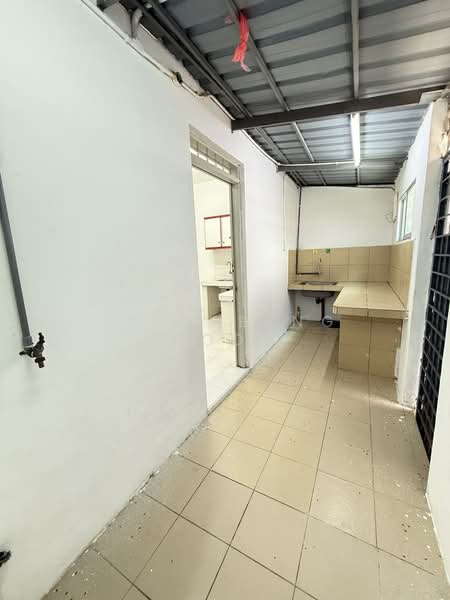 Anjung Bercham Utama untuk Untuk Disewa - RM 1,000 /bulan, Mac 2026 - Kitchen - PropertyGuru.com.my