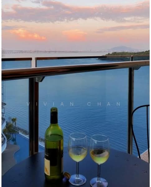 Queens Residences Q1 @ Queens Waterfront untuk Untuk Disewa - RM 3,800 /bulan, Mac 2026 - Balcony - PropertyGuru.com.my