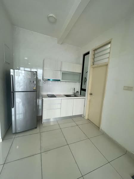 Service Residence for Rent at D'Summit Residences - Sam Yap - Kitchen - PropertyGuru.com.my