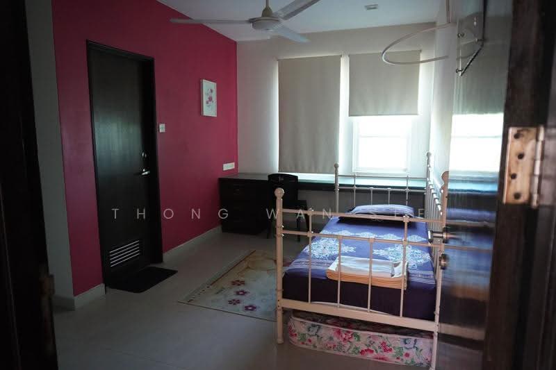 Rumah Banglo untuk Dijual di Kampung Pandan Dalam (Ampang) - Claudia Thong - Bedroom - PropertyGuru.com.my