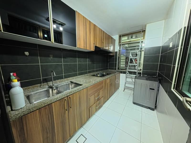Service Residence for Rent at D'Inspire Residence (Inspira Bestari) - Vison Foo - Kitchen - PropertyGuru.com.my