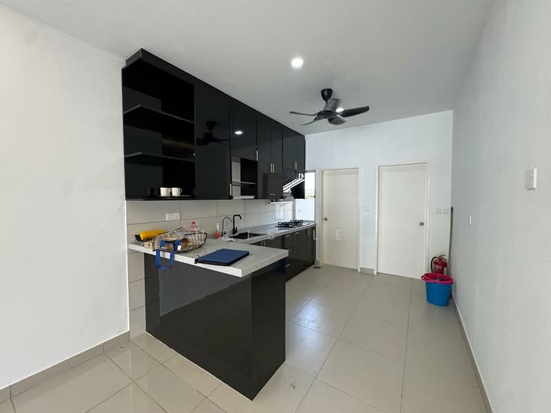 Palma Sands @ Gamuda COVE untuk Untuk Disewa - RM 2,500 /bulan, Mac 2026 - Kitchen - PropertyGuru.com.my