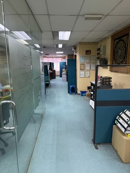 Shop / Office for Sale in Seksyen 13 (Shah Alam) - Zuraina Rajudin - Interior - PropertyGuru.com.my