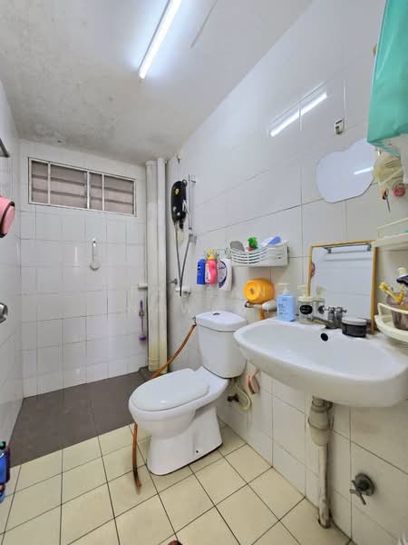 Seri Jati untuk Untuk Dijual - RM 275,000, Mac 2026 - Bathroom - PropertyGuru.com.my