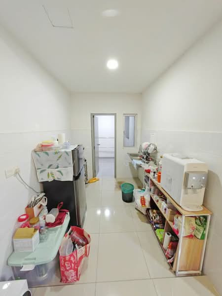 The Wharf Residence untuk Untuk Dijual - RM 368,000, Mac 2026 - Kitchen - PropertyGuru.com.my