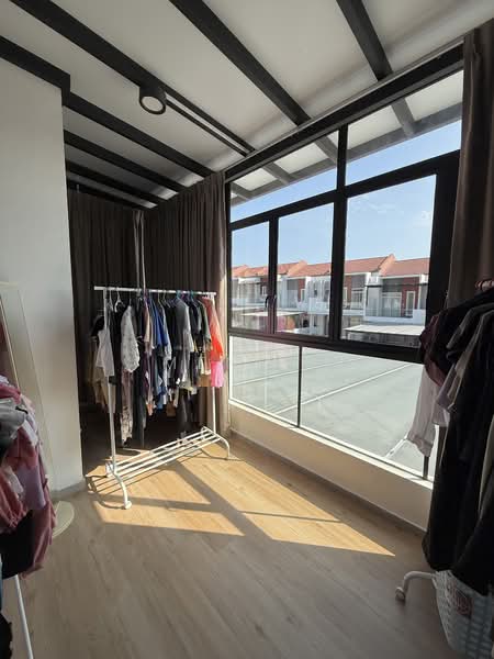 2-storey Terraced House for Sale in Gelang Patah (Johor) - Meng . - Balcony - PropertyGuru.com.my