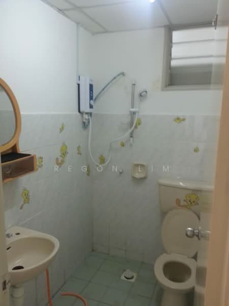 Condominium for Sale at Green Acre - Regon Lim - Bathroom - PropertyGuru.com.my
