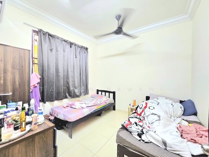 Condominium for Sale at Platinum Hill PV 6 - Fauran Nawawi - Bedroom - PropertyGuru.com.my