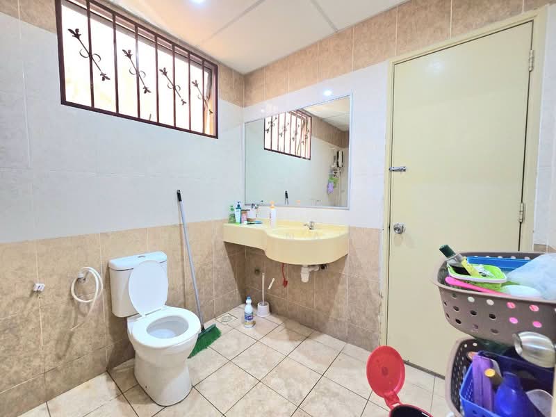 Condominium for Sale at Platinum Hill PV 6 - Fauran Nawawi - Bathroom - PropertyGuru.com.my