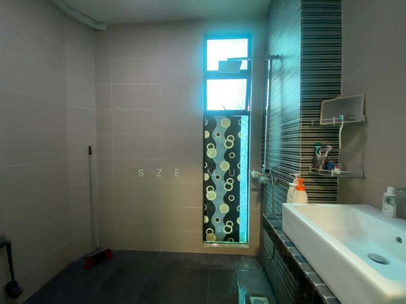Rumah Teres 2 Tingkat untuk Dijual di Laman Glenmarie (Shah Alam) - Sze Mun - Bathroom - PropertyGuru.com.my