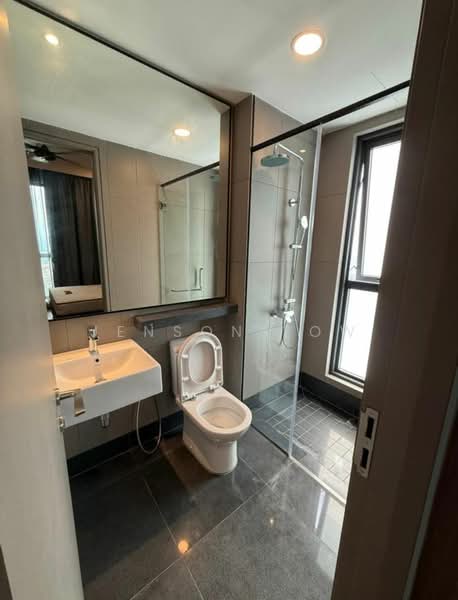 Service Residence for Rent at Bloomsvale Menara Vista Petaling - Jenson Low - Bathroom - PropertyGuru.com.my
