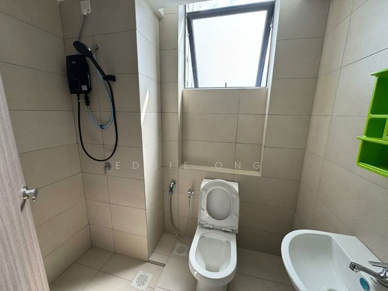 Service Residence for Rent at Vista Tiara (MBW Bay) - Eddie Ong - Bathroom - PropertyGuru.com.my