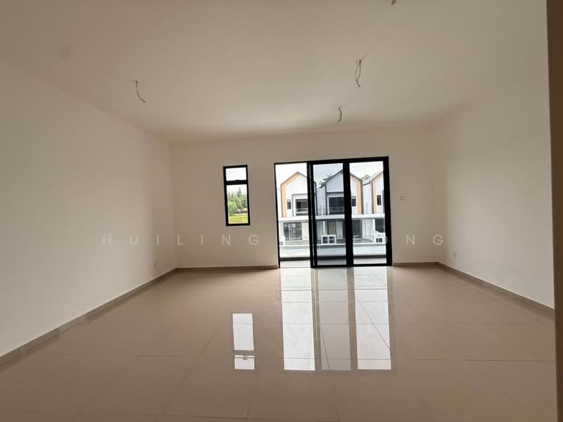 Rumah Teres 2 Tingkat untuk Dijual di Johor Bahru (Johor) - Huiling Cheong - Living Room - PropertyGuru.com.my