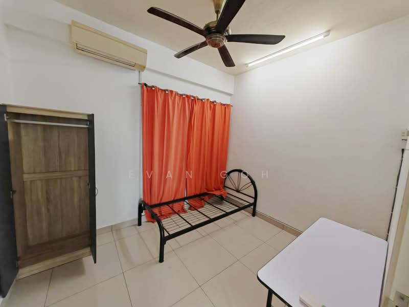 Condominium for Sale at Hijauan Puteri Condominium - Evan Goh - Bedroom - PropertyGuru.com.my