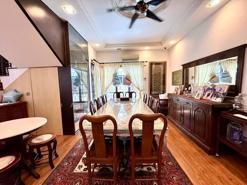 Semi-Detached House for Sale in Setia Alam (Selangor) - Khairul Syafiq - Dining Room - PropertyGuru.com.my