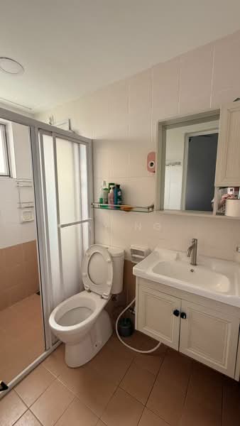 Townhouse for Sale in Seri Kembangan (Selangor) - Jay Ng - Bathroom - PropertyGuru.com.my