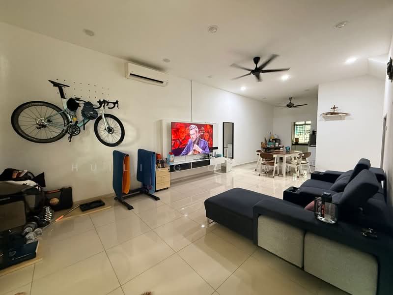 2-storey Terraced House for Sale in Johor Bahru (Johor) - Huiling Cheong - Living Room - PropertyGuru.com.my