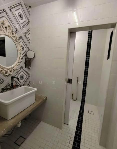 Bungalow for Rent in Kampung Yahya Awal (Johor Bahru) - Luis Lim - Bathroom - PropertyGuru.com.my