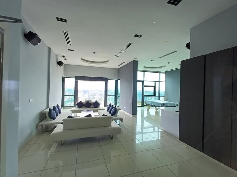 Vogue Suites One untuk Untuk Dijual - RM 800,000, Mac 2026 - Living Room - PropertyGuru.com.my