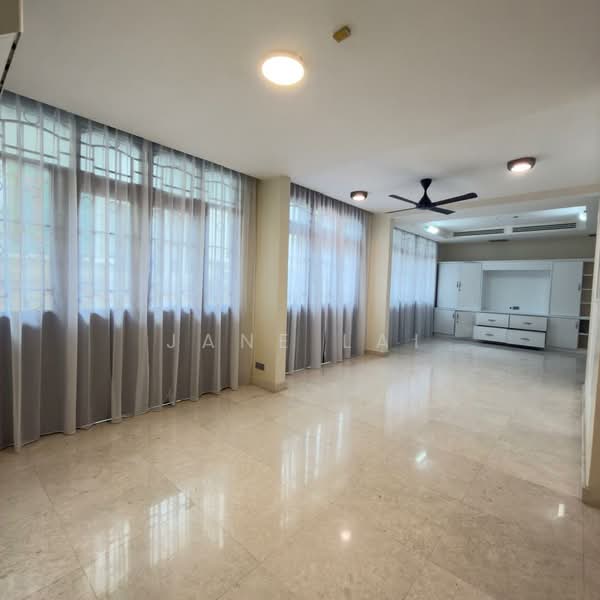 Bukit Tunku (Kenny Hills) untuk Untuk Disewa - RM 12,000 /bulan, Mac 2026 - Living Room - PropertyGuru.com.my