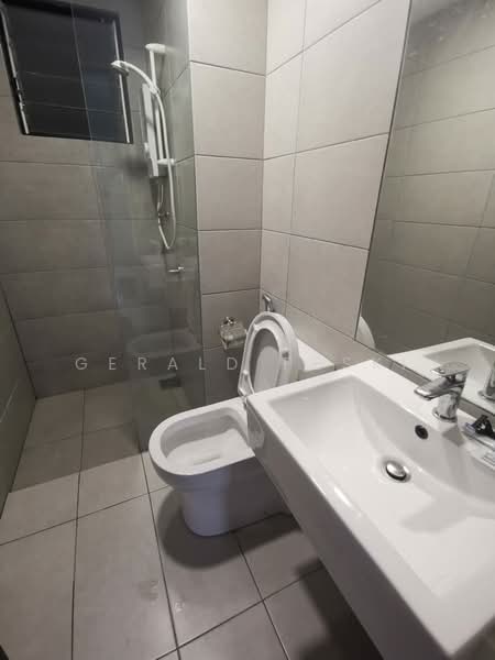 Condominium for Sale at TRI PINNACLE - Gerald Peski - Bathroom - PropertyGuru.com.my