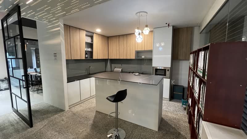 Pejabat untuk Dijual di Bandar Puteri Puchong (Puchong) - Lesley Chik - Kitchen - PropertyGuru.com.my