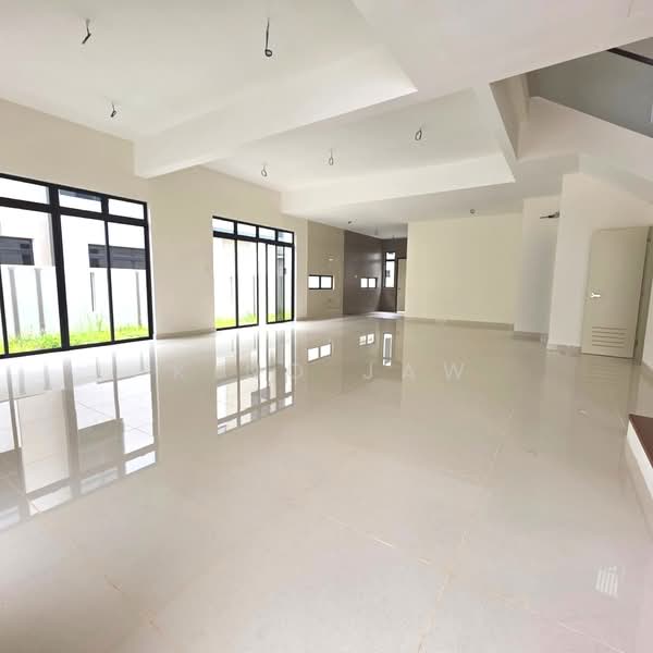 Danga Sutera untuk Untuk Dijual - RM 1,850,000, Mac 2026 - Living Room - PropertyGuru.com.my