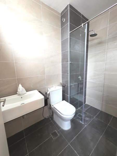 Danga Sutera untuk Untuk Dijual - RM 1,850,000, Mac 2026 - Bathroom - PropertyGuru.com.my