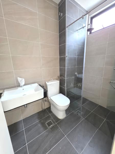 Danga Sutera untuk Untuk Dijual - RM 1,850,000, Mac 2026 - Bathroom - PropertyGuru.com.my