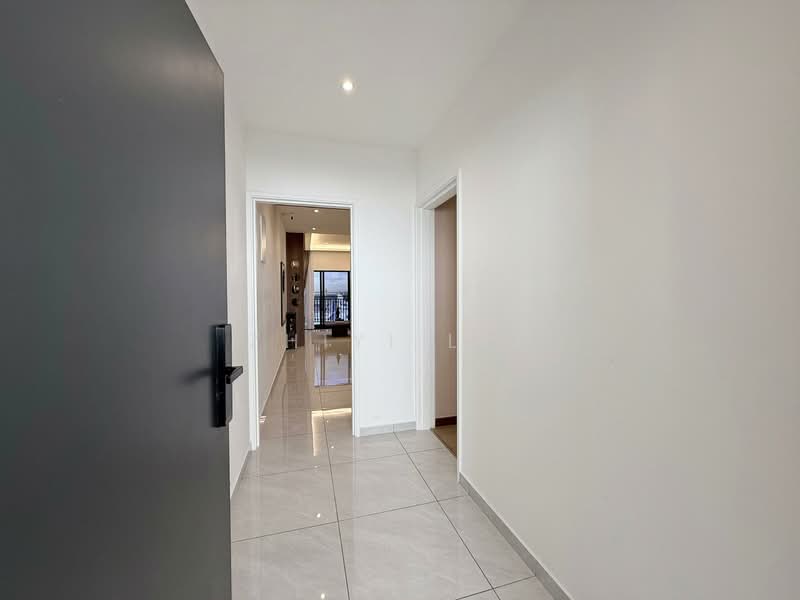 The Straits View DUO untuk Untuk Dijual - RM 603,500, Mac 2026 - Entrance - PropertyGuru.com.my