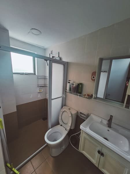 Townhouse for Sale in Seri Kembangan (Selangor) - Jason Tan - Bathroom - PropertyGuru.com.my