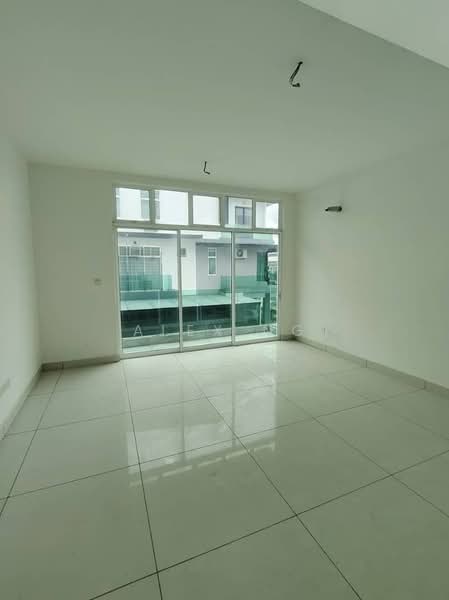 Mutiara Bestari untuk Untuk Dijual - RM 1,280,000, Mac 2026 - Living Room - PropertyGuru.com.my